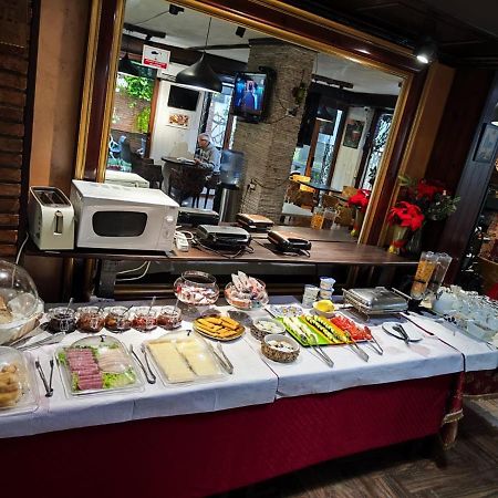 Hotel Livia 티라나 외부 사진